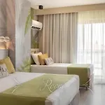 Hotel Square (adults Only) Side