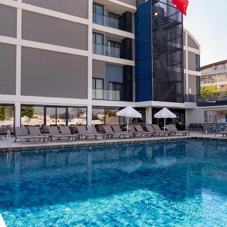 Square (adults Only) 4* Side