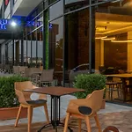 Square (adults Only) 4* Side