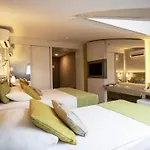 Square (adults Only) Hotel