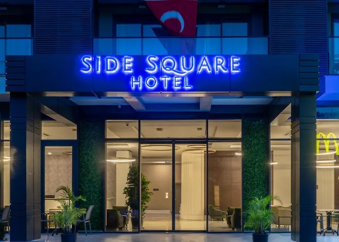 Square (adults Only)