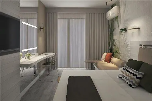 Square (adults Only)