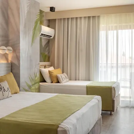 Ξενοδοχείο Square (adults Only) Σιντέ