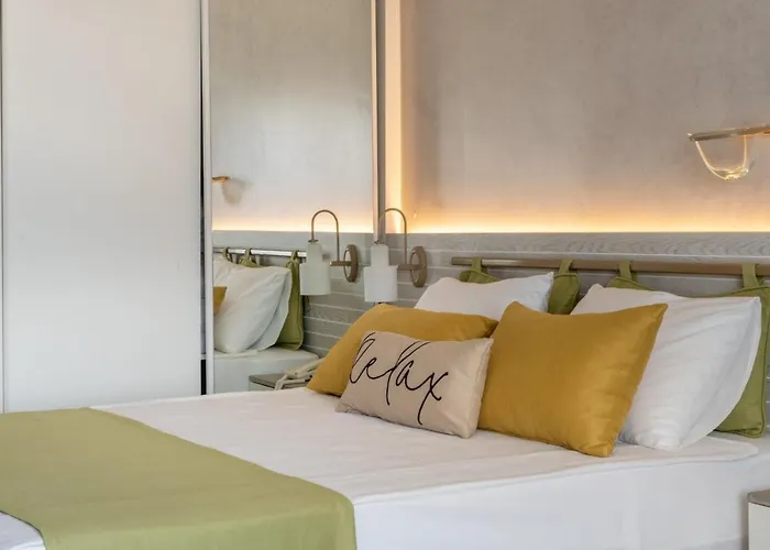 Square (adults Only) Hotel Sidé