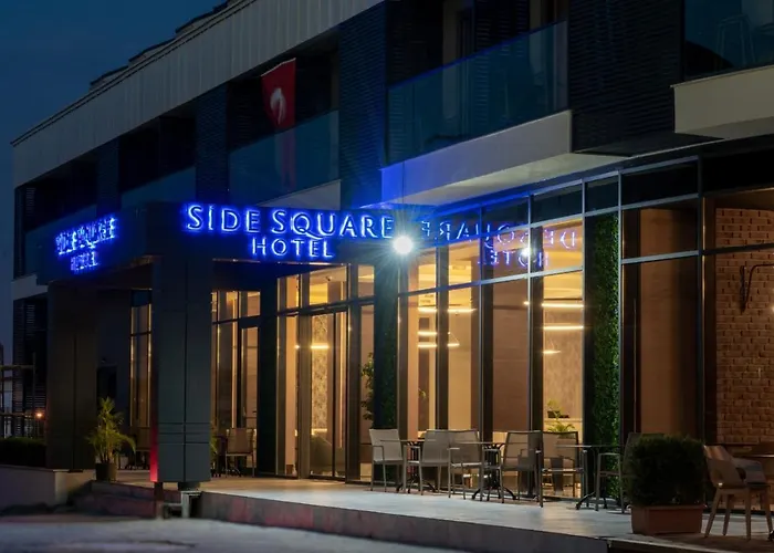 Square (adults Only) 4*